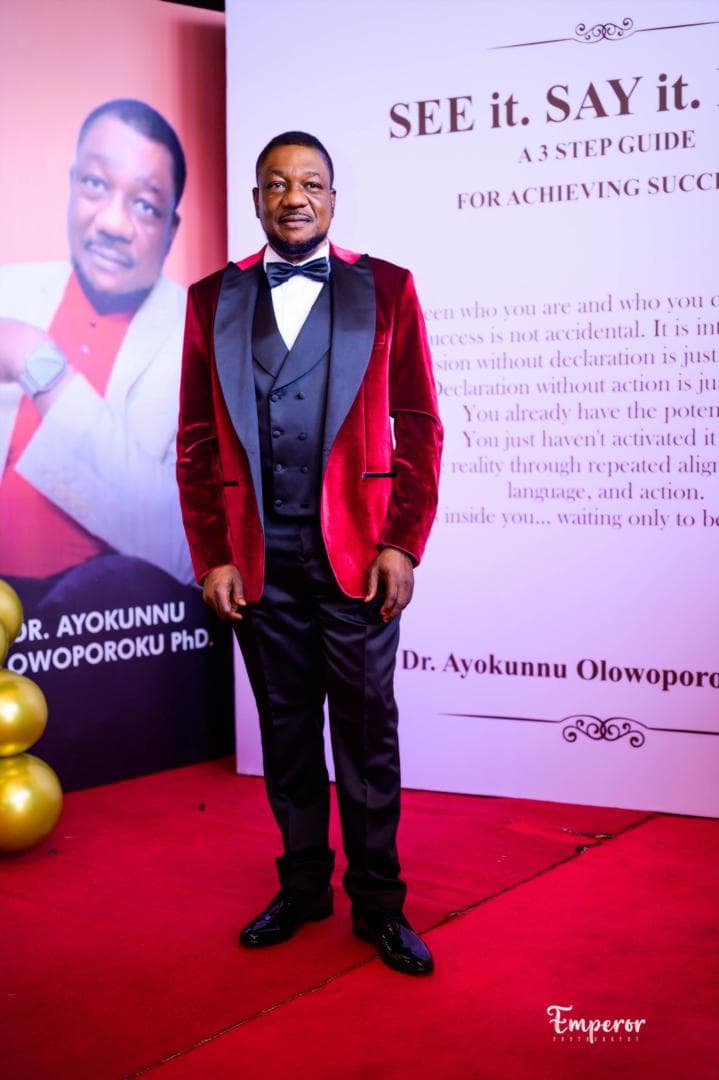 Dr. Ayokunnu Olowoporoku